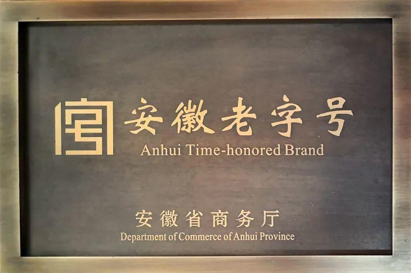 7c07cc4c1624d3486bb8c3ef9ca32ea