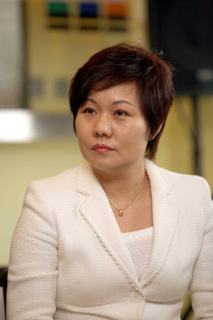 耿梅(北京):华瀚投资集团有限公司副总裁2009年,华瀚国际项目折桂了"